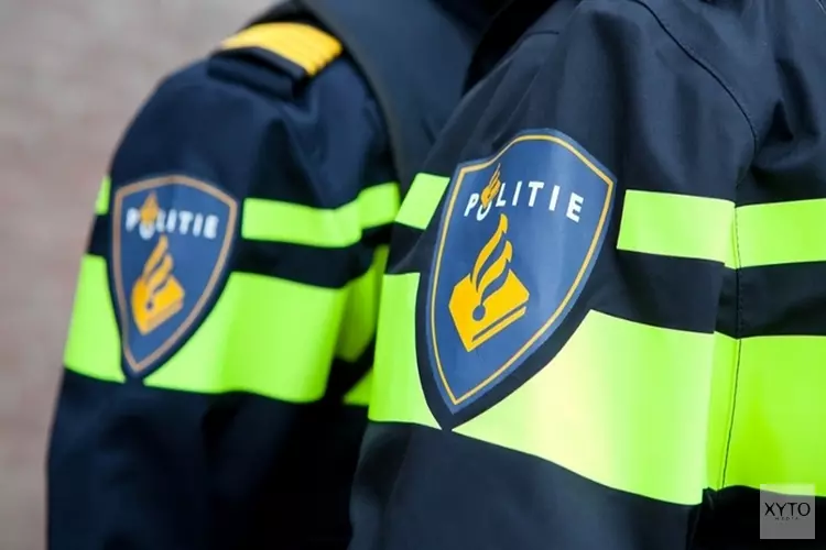 Steekwapens en lachgas bij controle