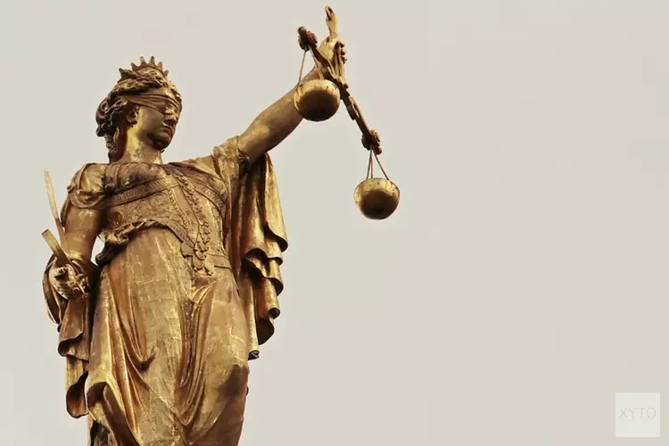 OM wil miljoenen terug van criminele familie, die leefde van uitkering
