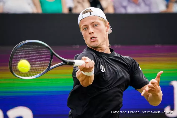 Van Rijthoven pakt eerste ATP-titel na droomweek in Rosmalen