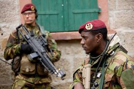Rode Baretten `veroveren`s- Hertogenbosch: Logistieke training van de luchtmobiele brigade