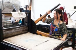 EXPOSITIE ZIEN daagt Bossche scholieren uit hun creativiteit te laten zien bij Huis73