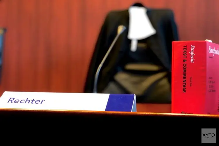 Fors hogere gevangenisstraf en langer beroepsverbod voor huisarts die patiënten verkrachtte