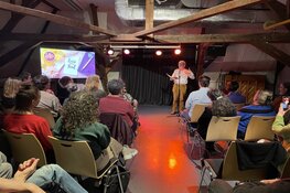 Poëziepodium Letterbekken presenteert: poëzie in tijden van crisis