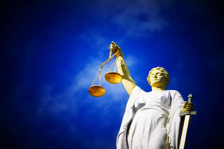 Notaris uit het ambt ontzet door trage afwikkeling van nalatenschap