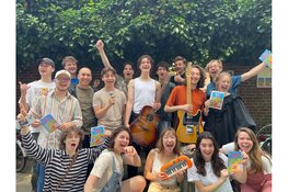 De Koningstheateracademie treedt vrijdagavond 27 juni buiten haar muren met ‘Kunstmest: KTA Straatfeest’. Een ode aan cabaret en verbinding met Den Bosch