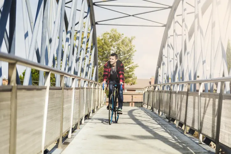 Werkzaamheden aan fiets- en voetgangersbruggen deze zomer