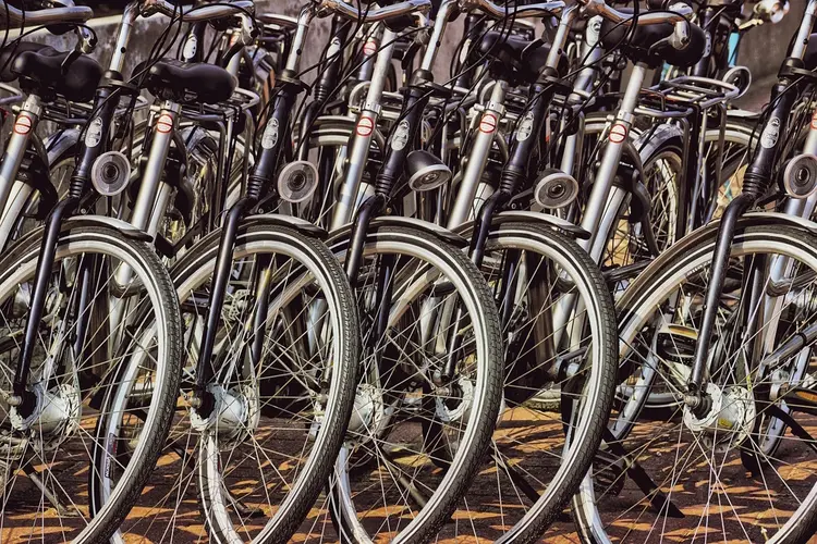 Slim alternatief voor drukke A2: snelfietsroute F2 officieel geopend