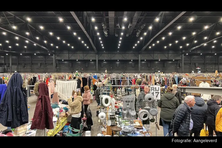 Snuffelmarkt Brabanthallen Den Bosch super editie