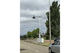 Drie nieuwe flitspalen langs Weg van de Toekomst in Oss gaan aan