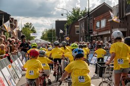 Bossche jeugd draagt sleutel Glazen Huis over voor 3FM Serious Request