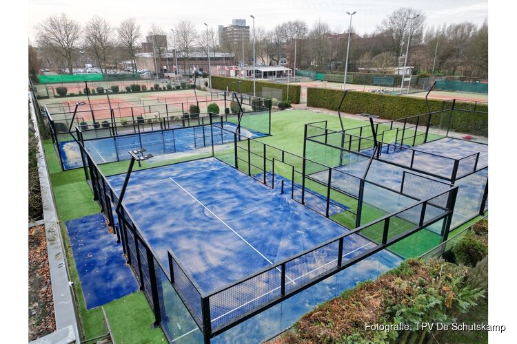 Padellen bij Tennis en Padel De Schutskamp!