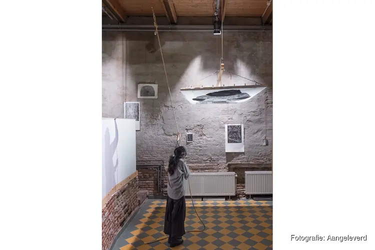 Monumentale grafiek en installaties in Willem Twee Kunstruimte bij expositie Habitat of the Mind